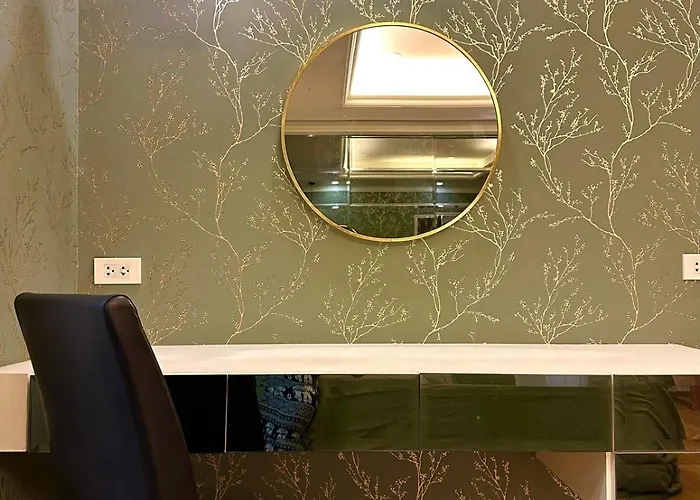 Bangrakhomey - Cozy Private In State Tower Apartment *