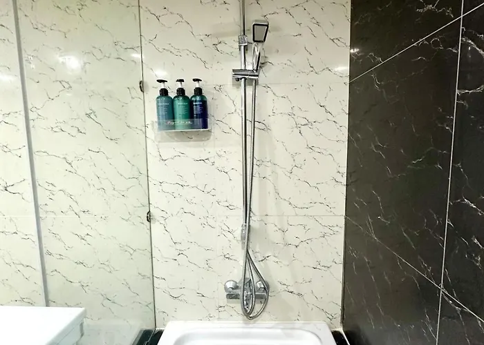 Bangrakhomey - Cozy Private In State Tower *